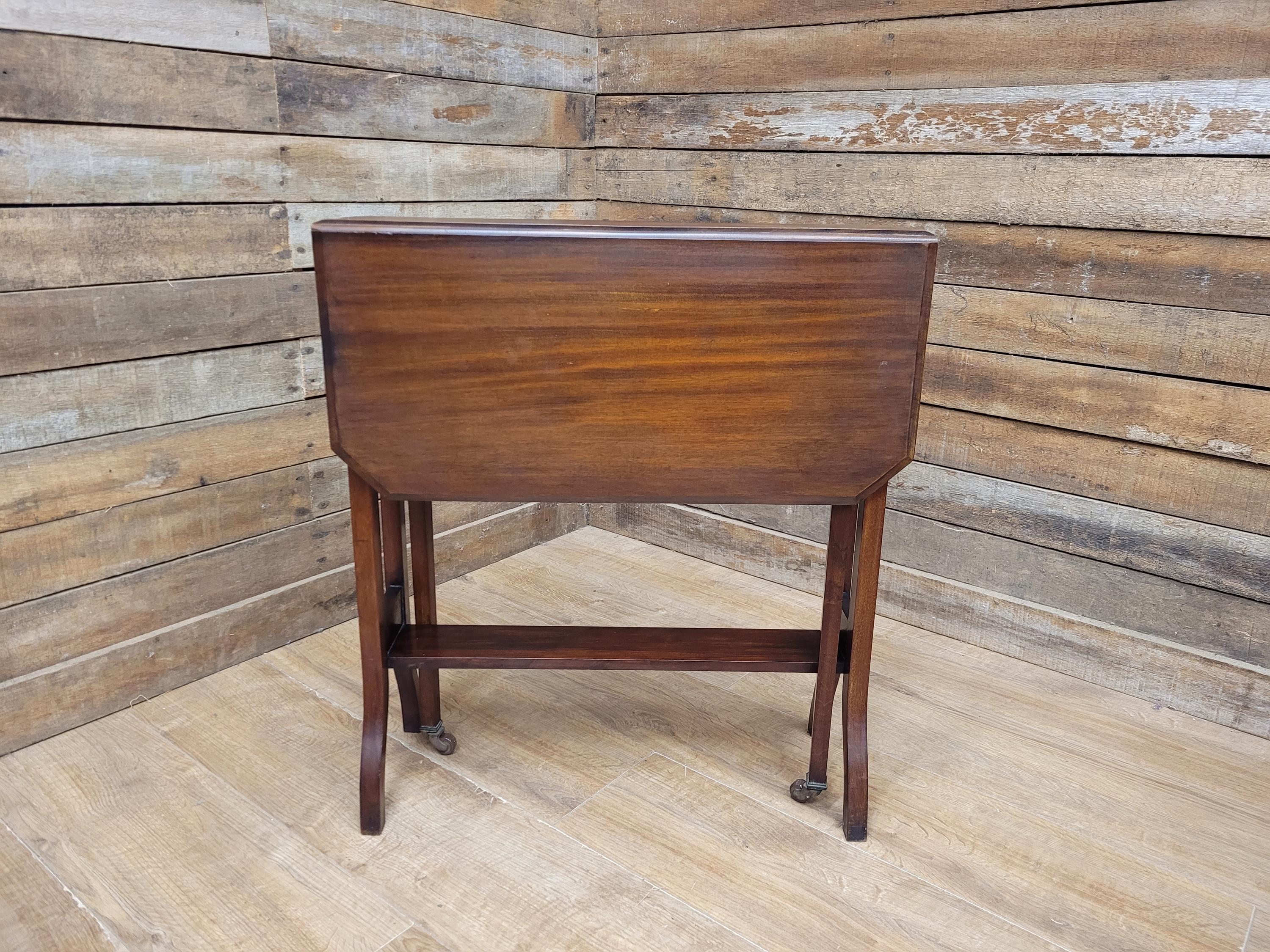 Mahogany Sutherland Drop Leaf Occasional Table Antique Gateleg On Castors