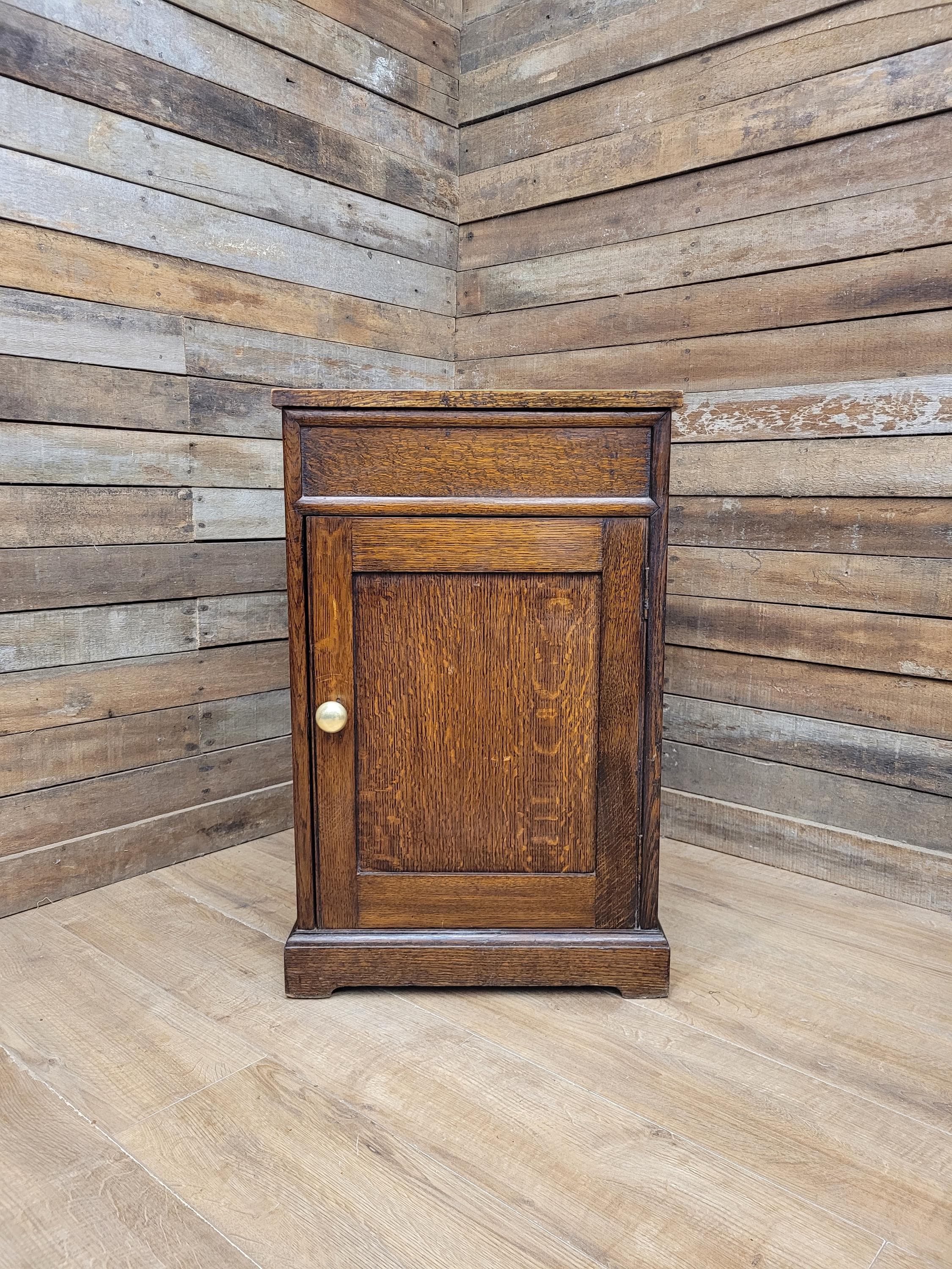 Vintage Oak Single Door Pot Cupboard Display Stand or Bedside Cabinet