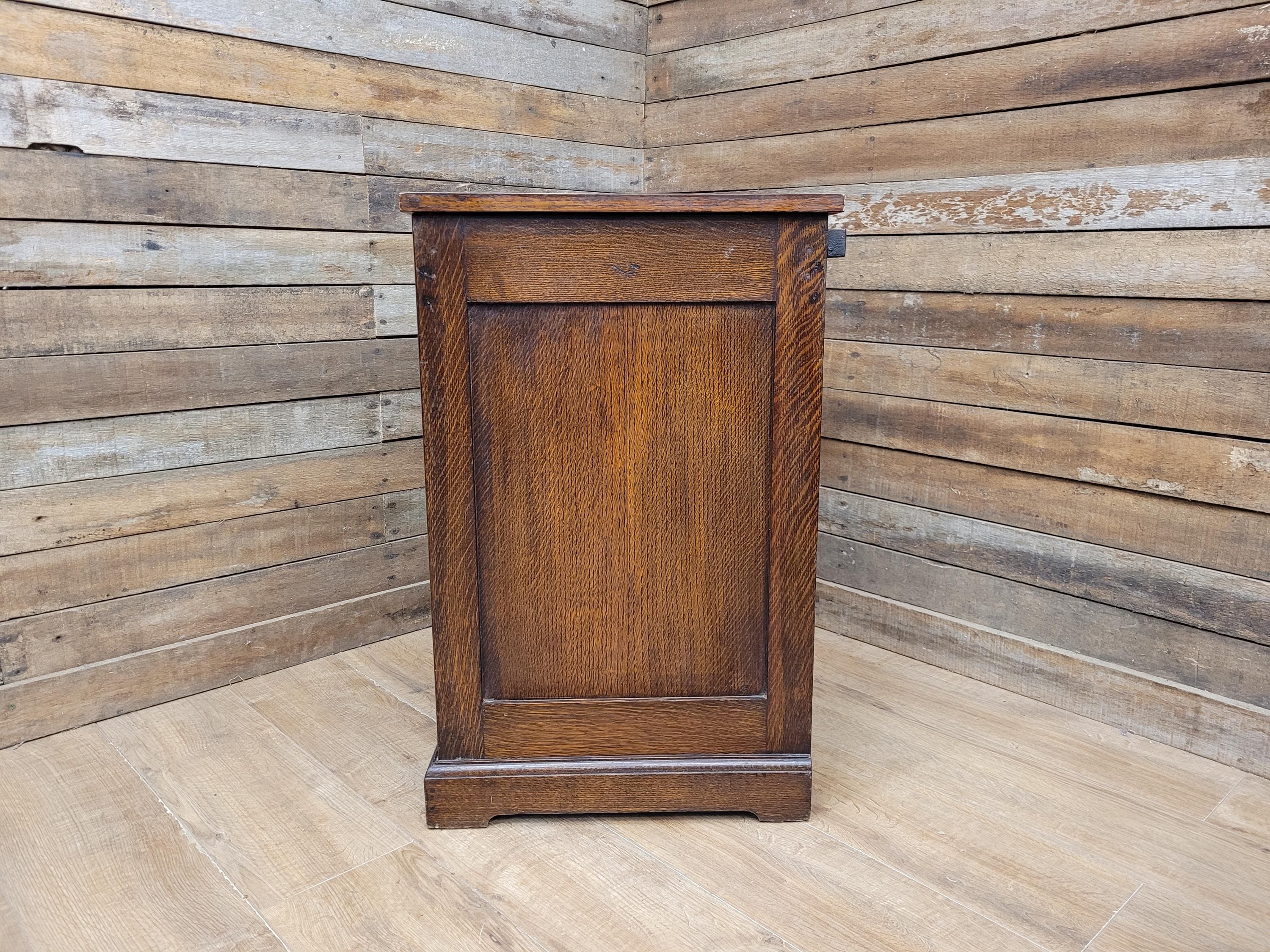 Vintage Oak Single Door Pot Cupboard Display Stand or Bedside Cabinet