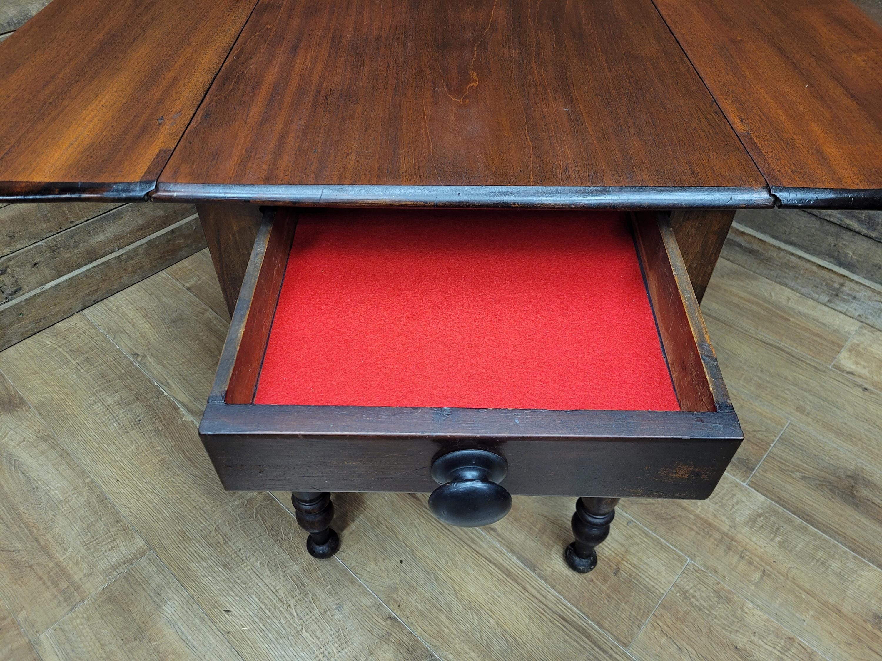 Victorian Mahogany Drop Leaf Table With Drawer On Turned Legs Antique Gate Leg