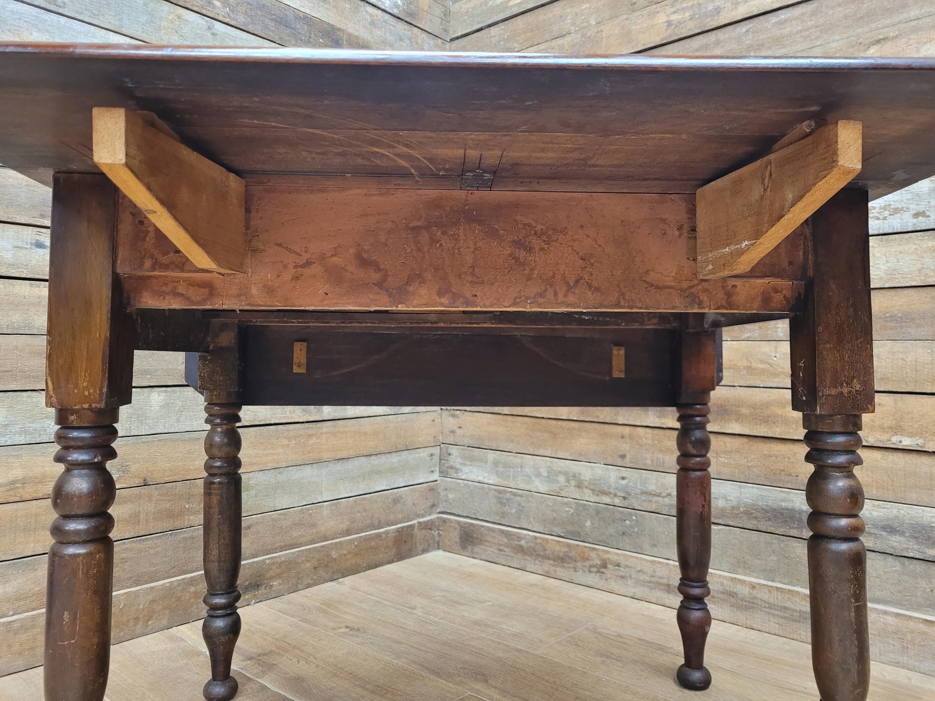 Victorian Mahogany Drop Leaf Table With Drawer On Turned Legs Antique Gate Leg