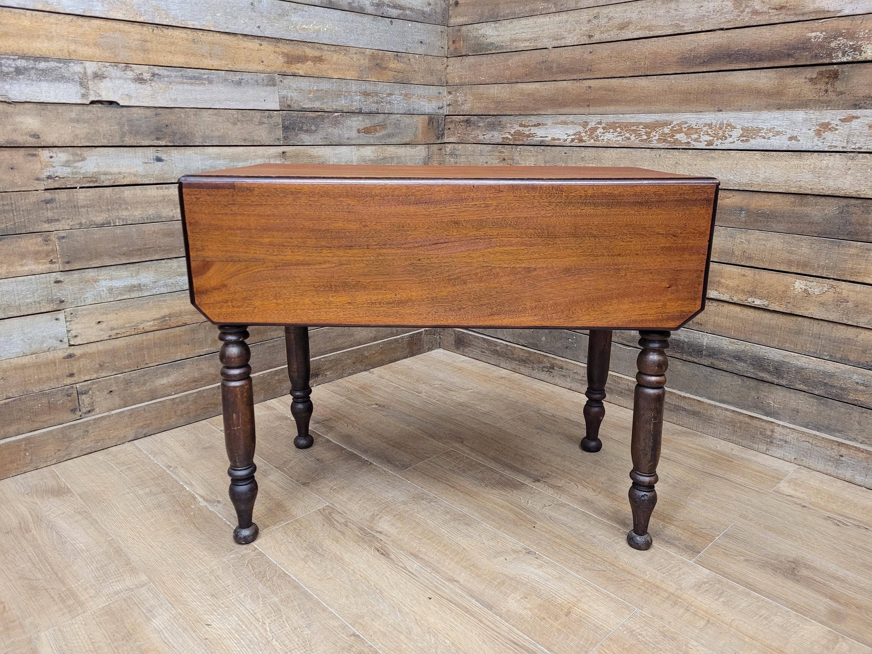 Victorian Mahogany Drop Leaf Table With Drawer On Turned Legs Antique Gate Leg