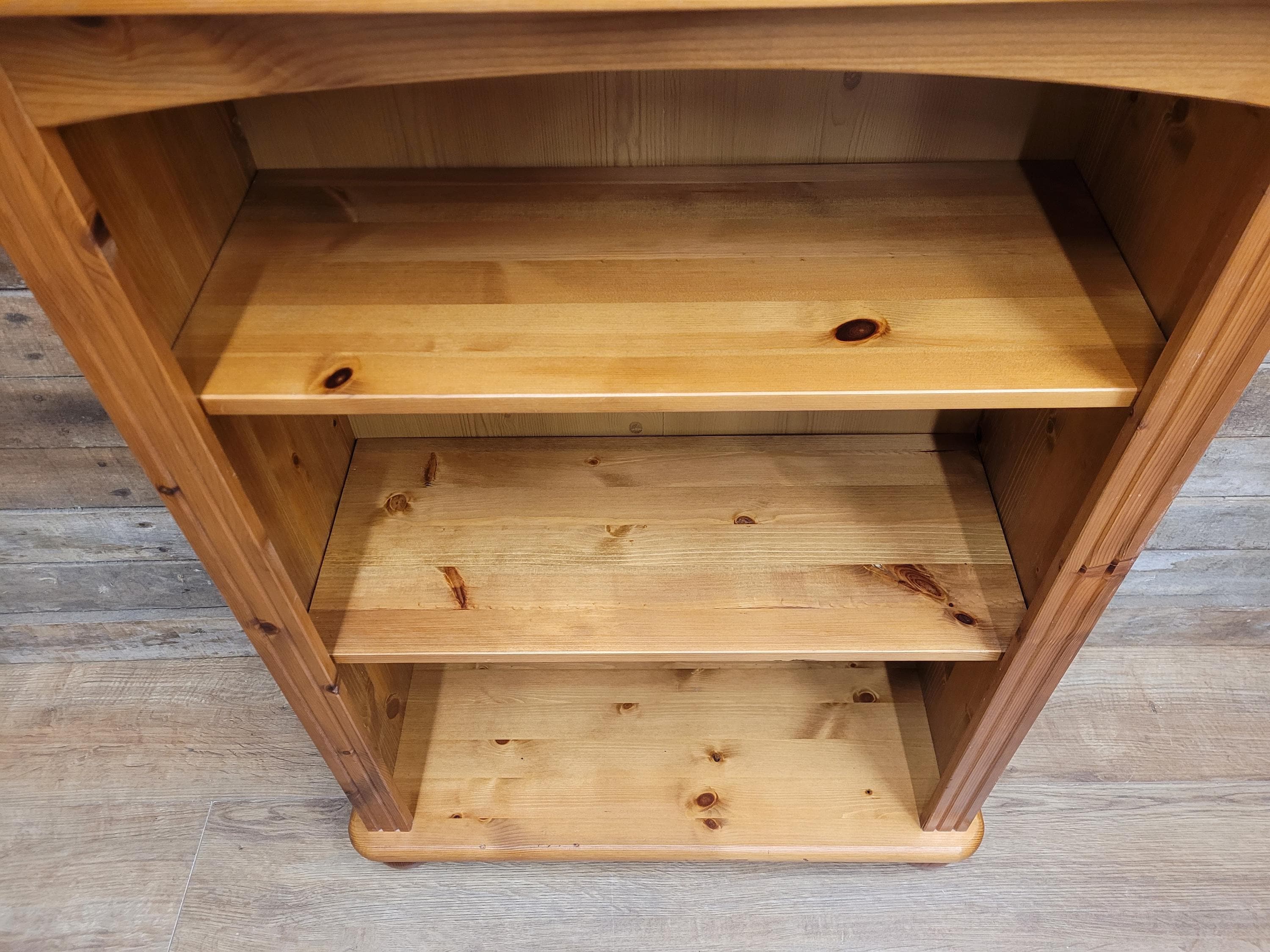 Pine Bookcase Two Adjustable Shelving Unit Storage Shelves Bun Feet