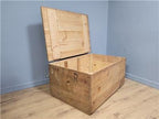 Pine Storage Chest Wooden Blanket Box Rustic Trunk Large Ottoman Vintage