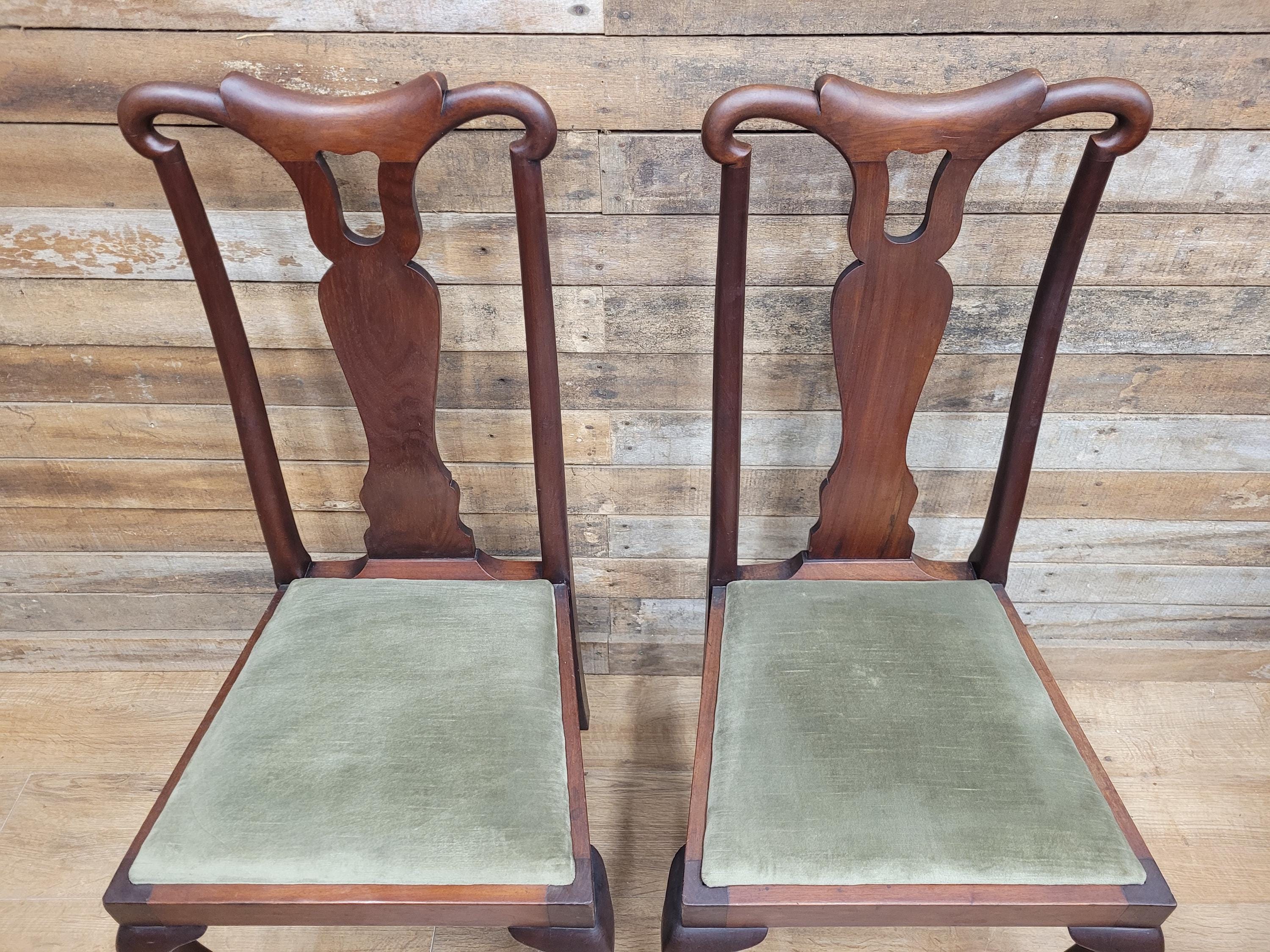 Set Four Mahogany Queen Anne Style Dining Chairs Cabriole Legs