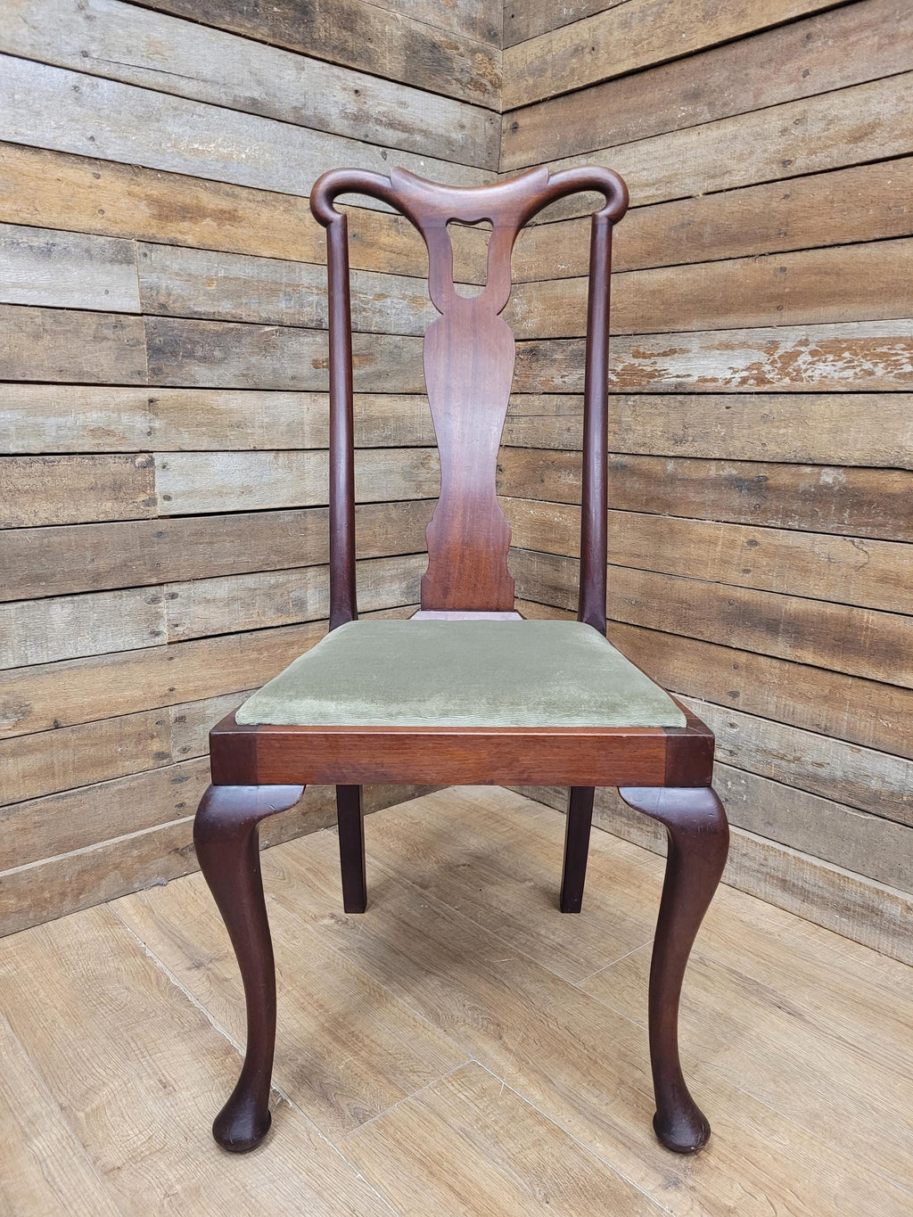 Set Four Mahogany Queen Anne Style Dining Chairs Cabriole Legs