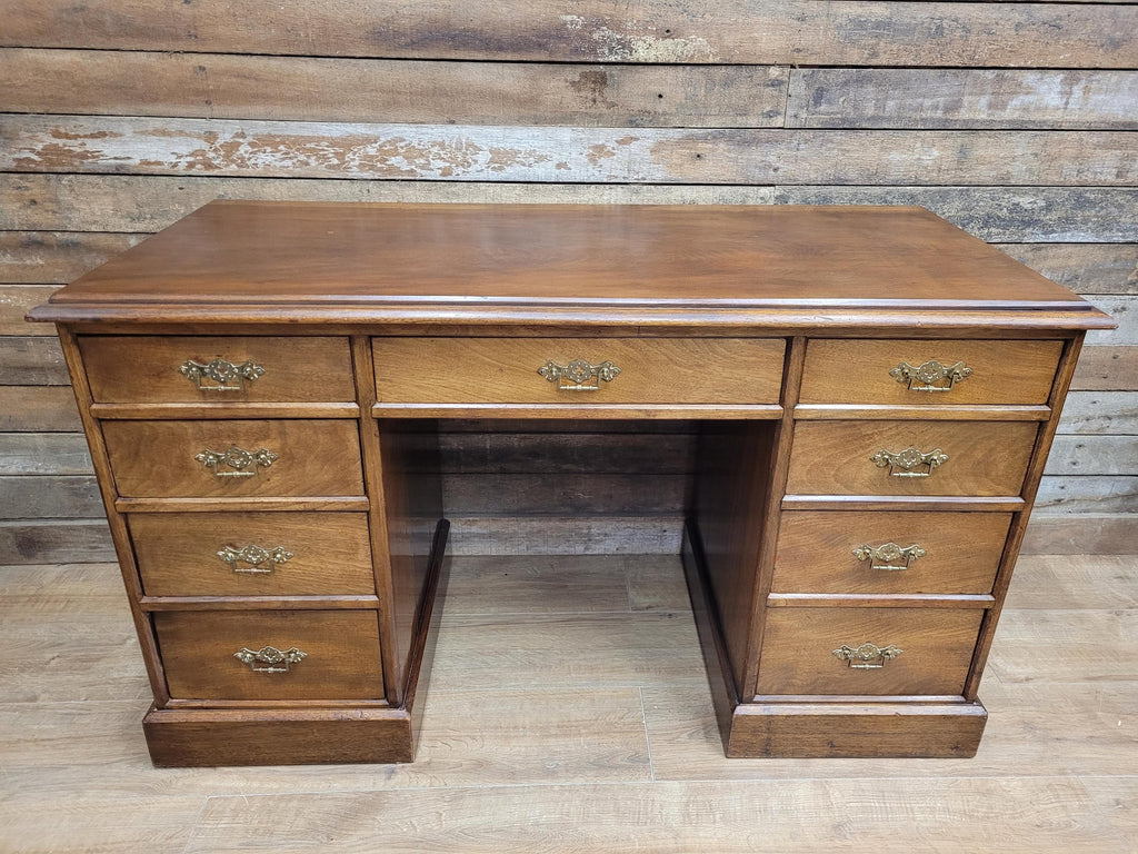Victorian Mahogany Pedestal Desk With Nine Drawers Antique