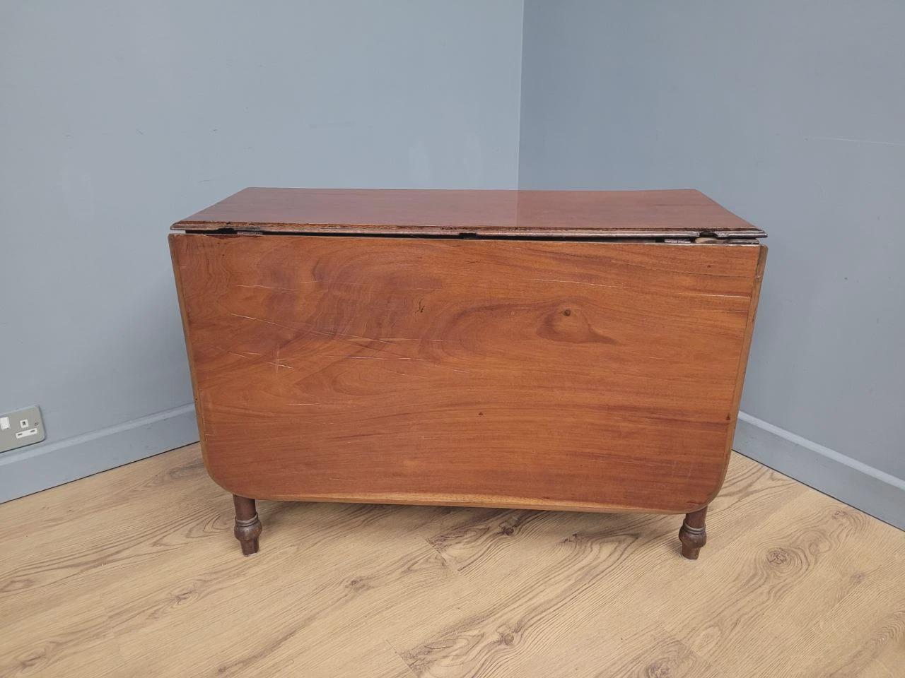 Antique Mahogany Drop Leaf Dining Table Late Victorian Turned Legs