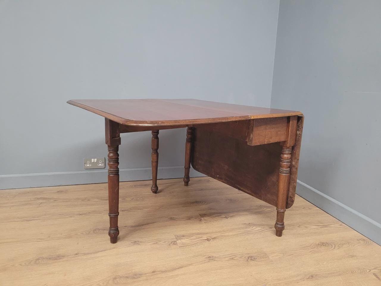 Antique Mahogany Drop Leaf Dining Table Late Victorian Turned Legs