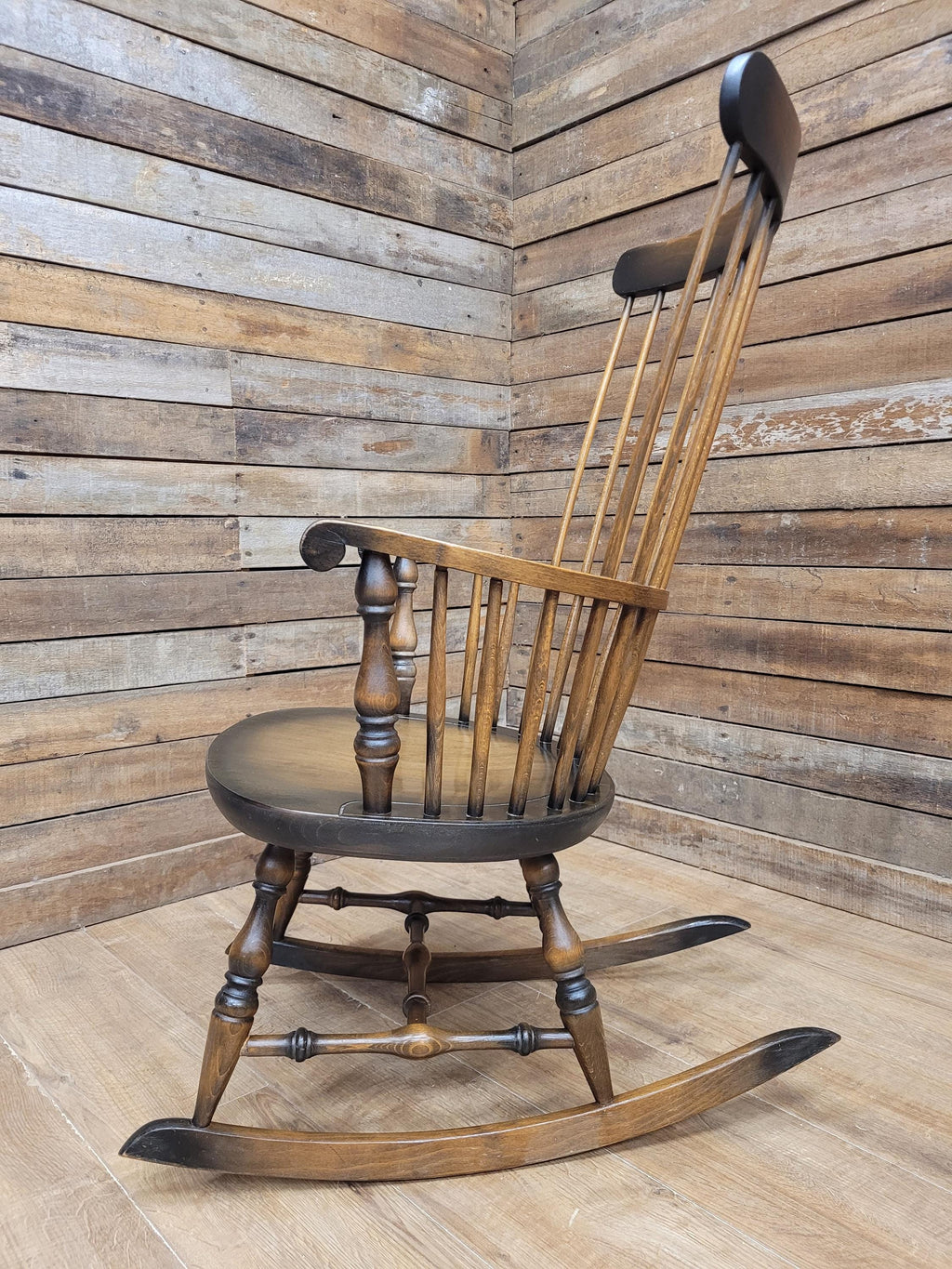 Sack Back Windsor Rocking Chair High Back Smokers Bow Armchair