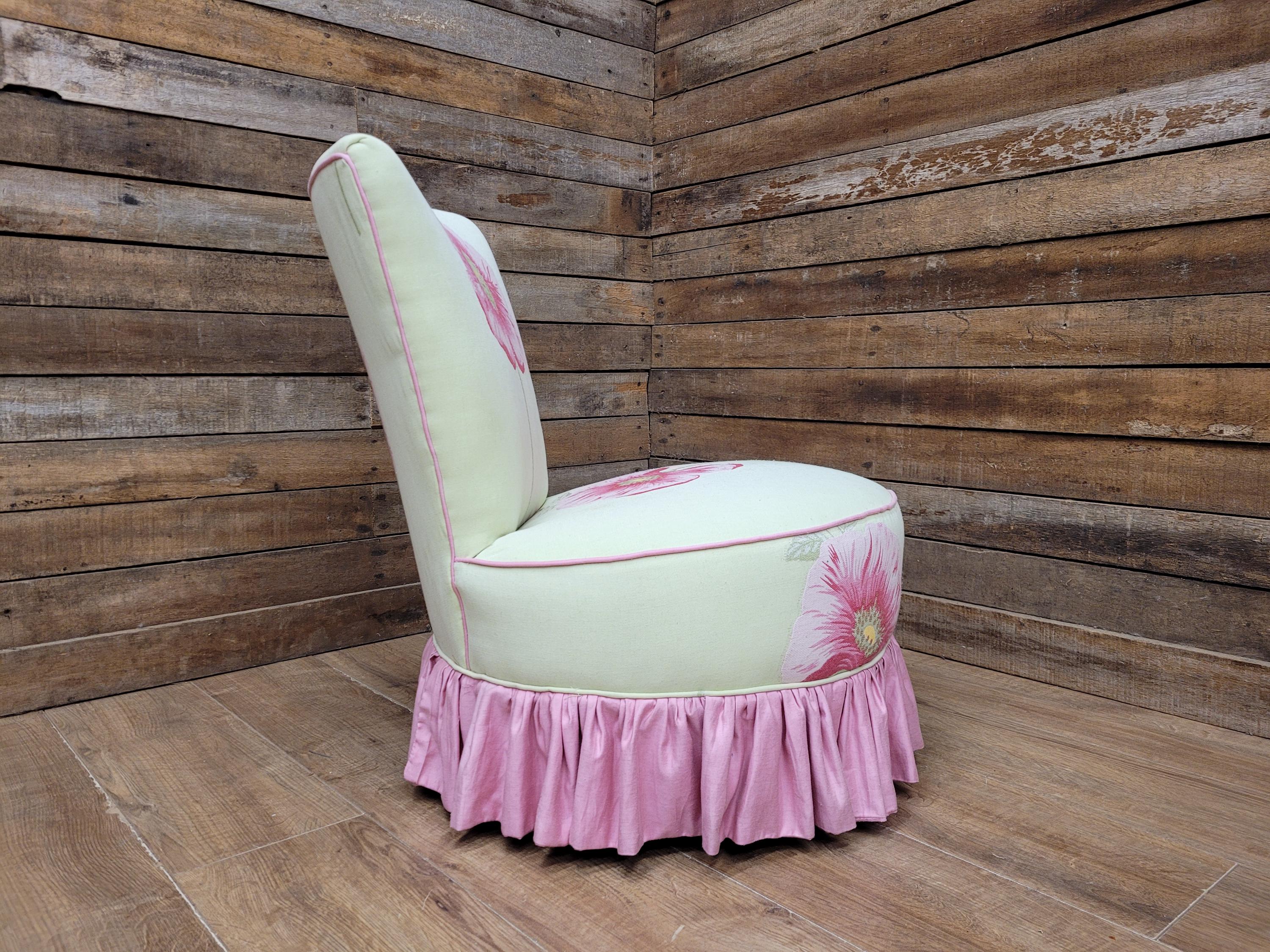 Floral Upholstered Slipper Chair Vintage Style Ruffled Accent Seat