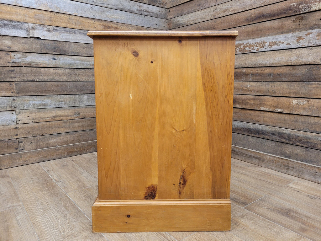 Pine Chest Of Drawers Country Style Four Drawer Bedroom Storage