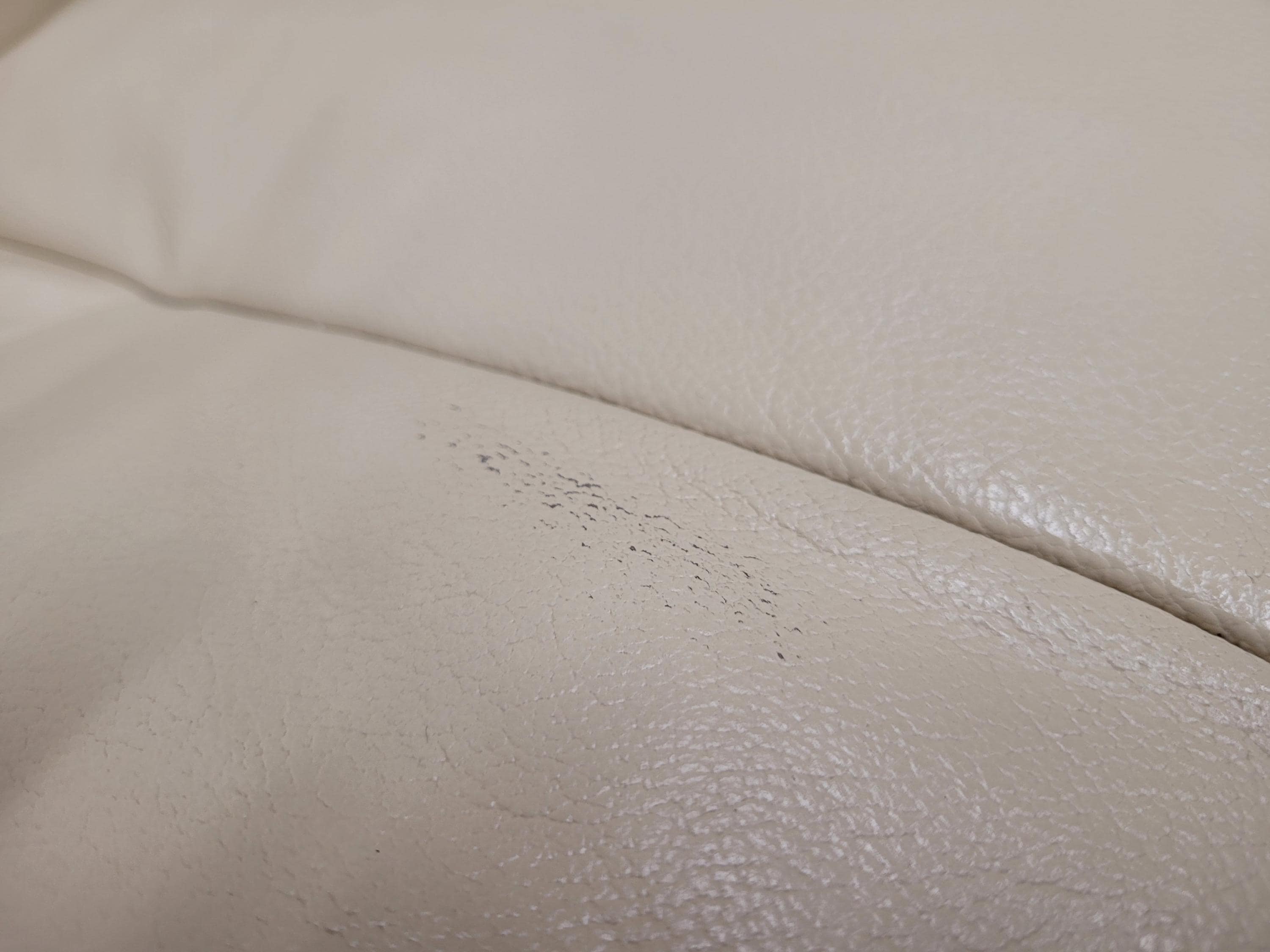 Pair Ekornes Stressless Mayfair Leather Recliners Classic Swivel Armchairs Cream