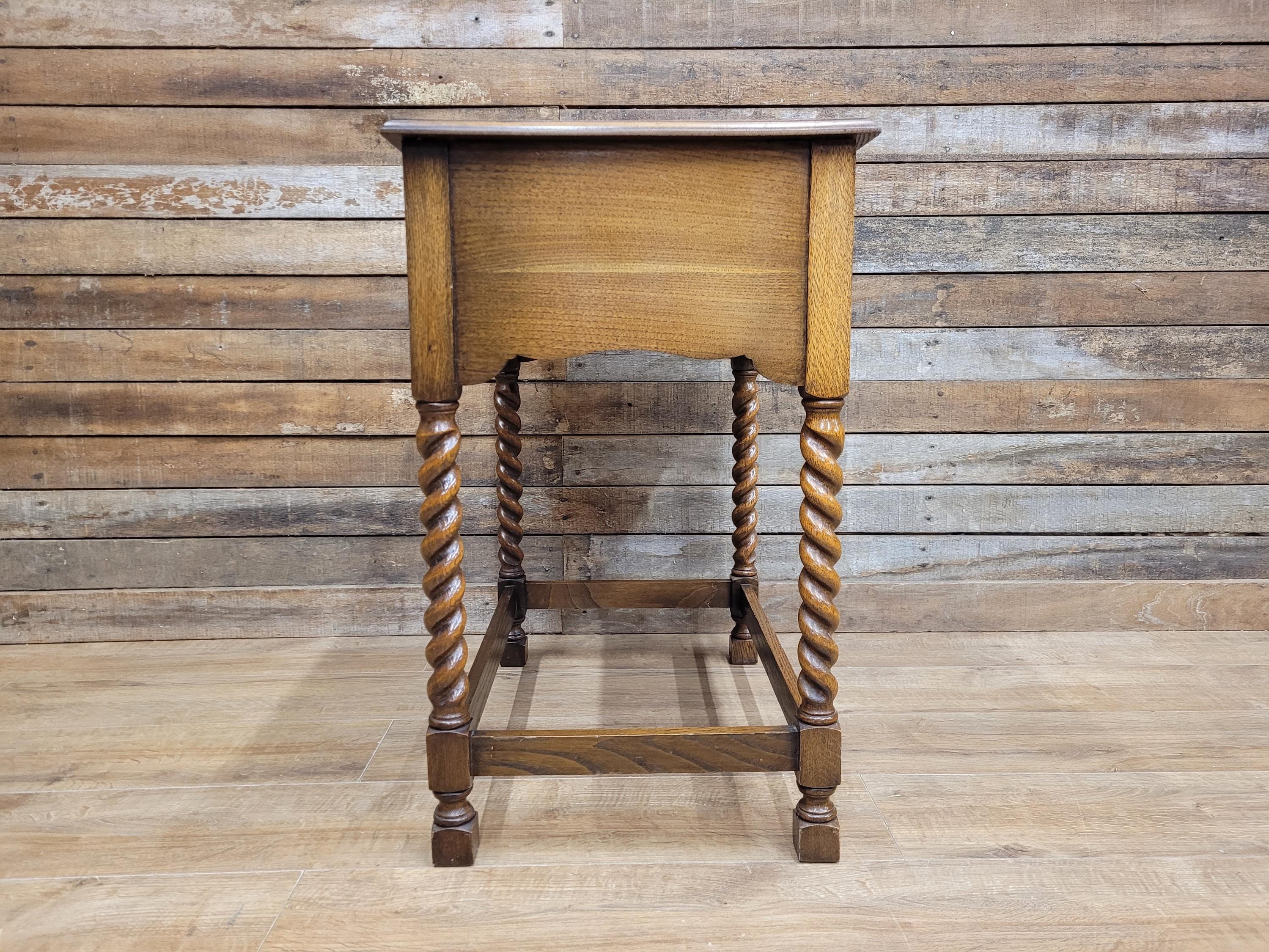 Walker Hall Oak Edwardian Canteen Cutlery Table Barley Twist Cabinet Edwardian