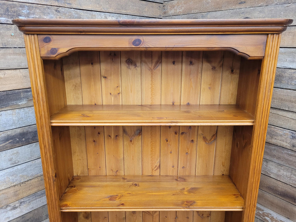 Pine Bookcase Country Style Open Adjustable Shelves Display Cabinet