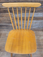 Three Blonde Windsor Dining Chairs Vintage Spindle Back Mid Century Modern