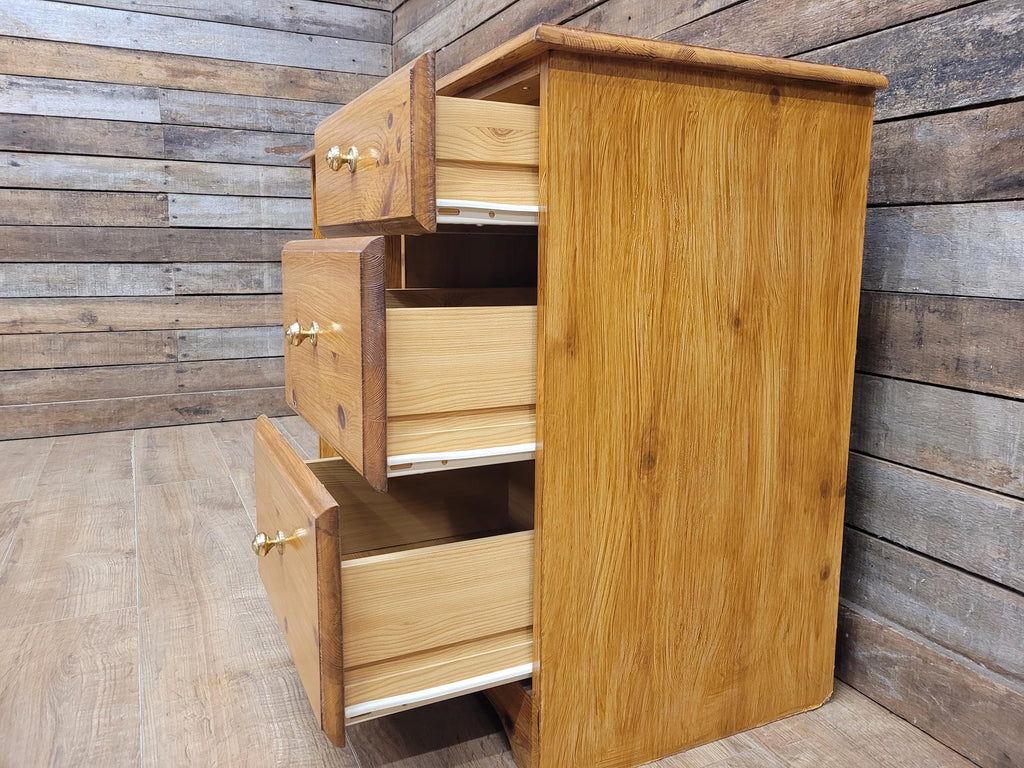 Pine Pedestal Desk Traditional Three Drawer Writing Table