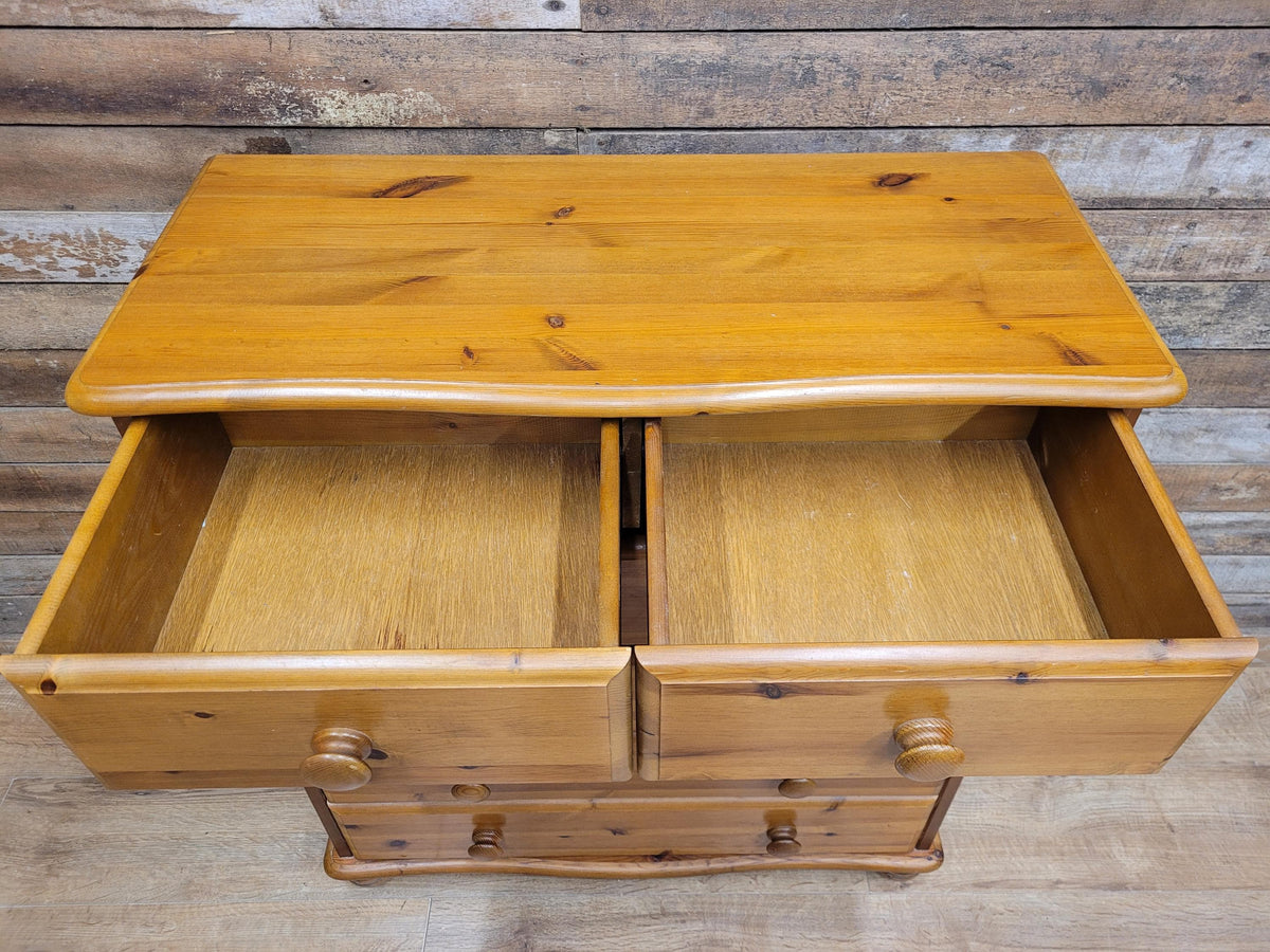 Pine Chest Of Drawers 2 over 4 Vintage Six Drawers
