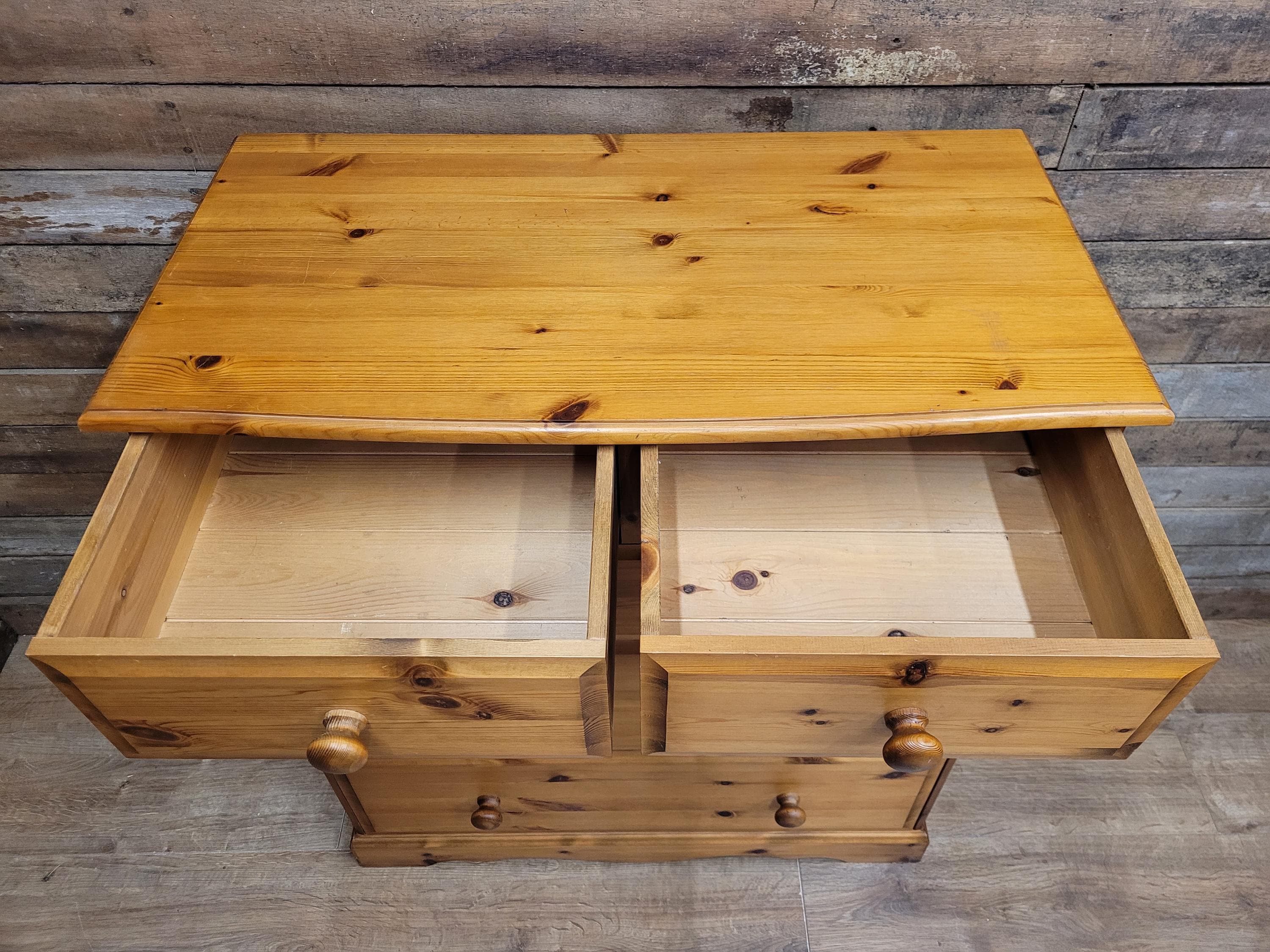 Pine Chest Of Drawers 2 over 3 Vintage 5 Drawers