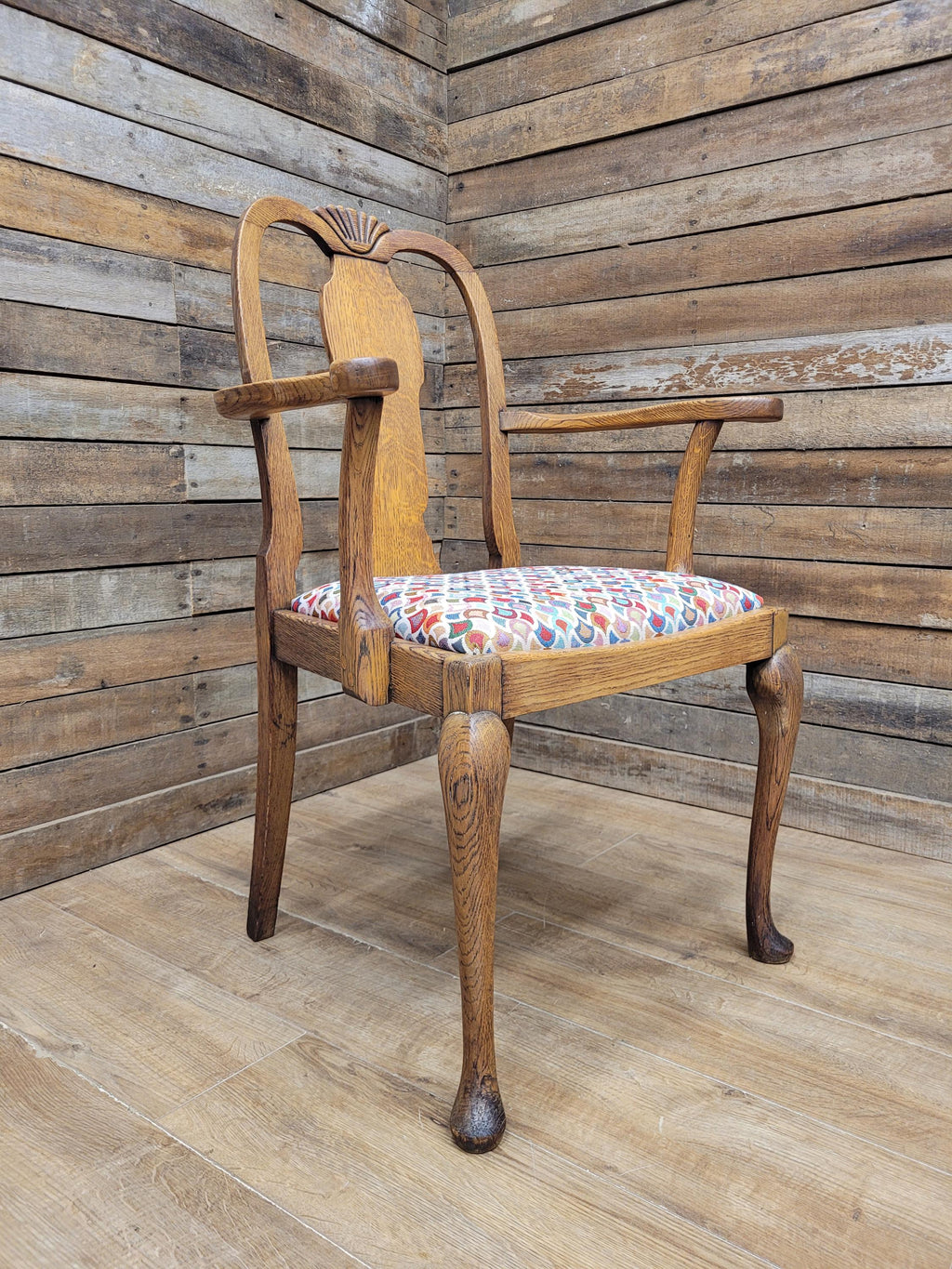 Edwardian Oak Queen Anne Style Carver Armchair Shell Carved Back