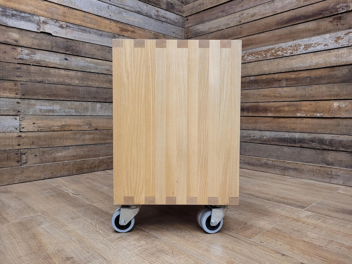 Solid Oak Finger Joint Media Unit TV Stand Industrial Castors