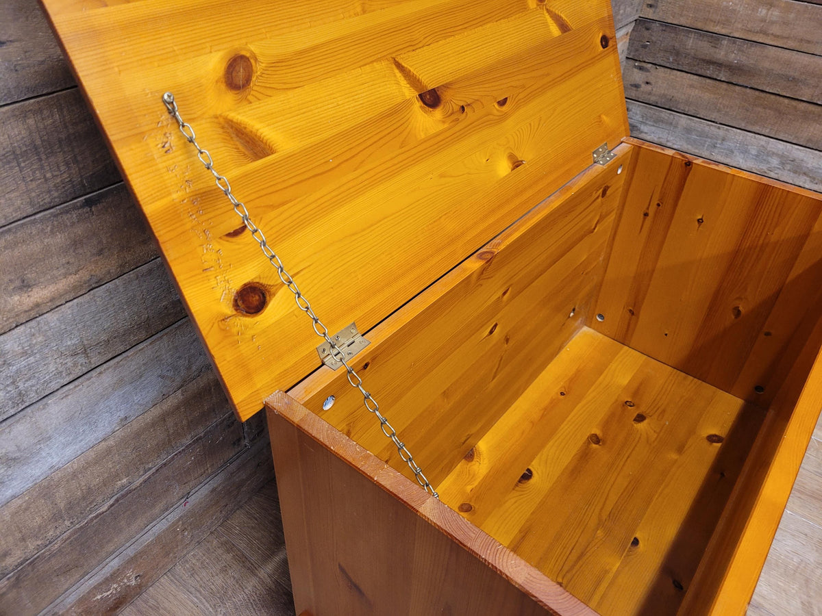 Pine Blanket Box Storage Chest Country Style Panelled Front Bun Feet