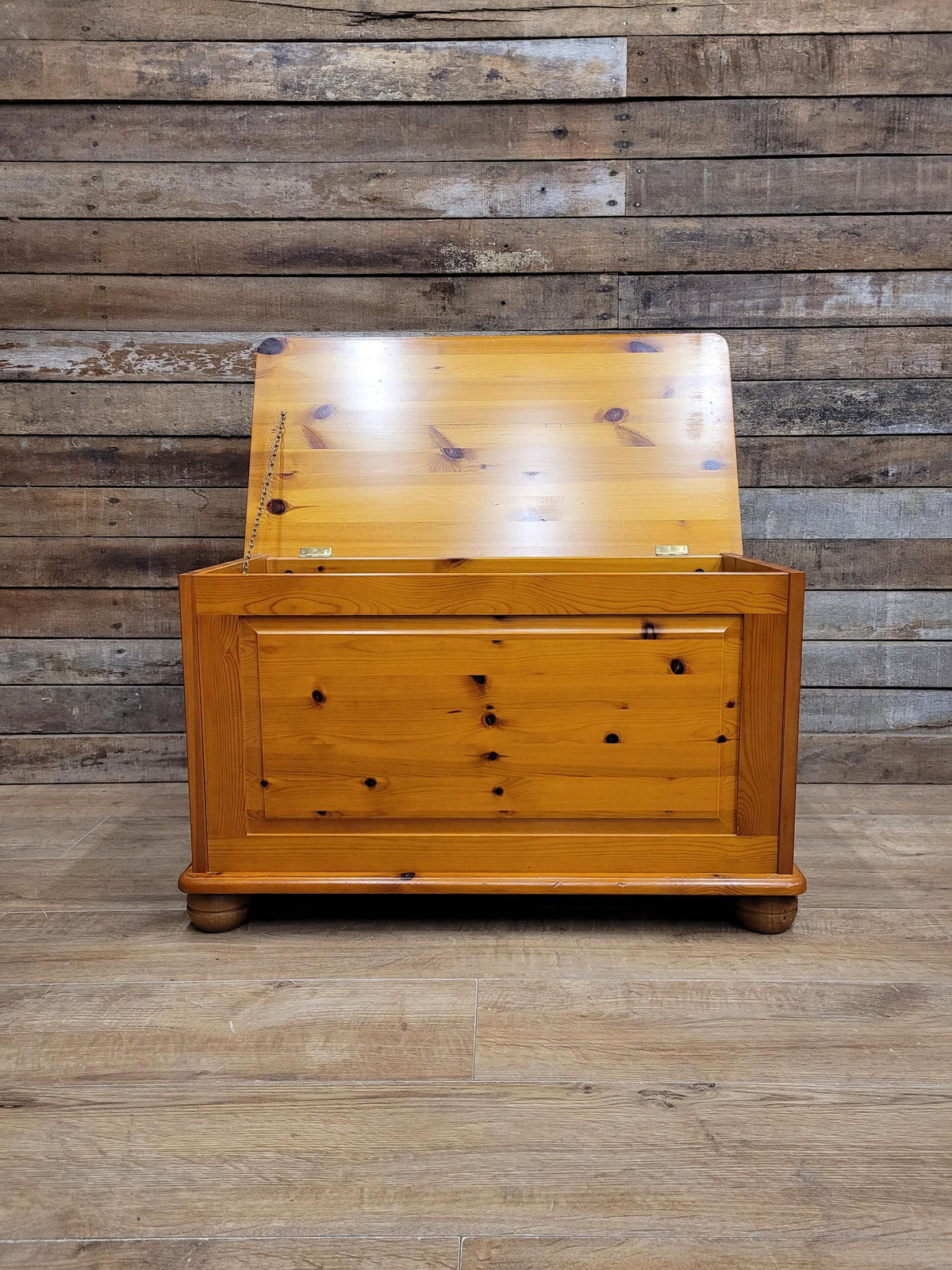 Pine Blanket Box Storage Chest Country Style Panelled Front Bun Feet