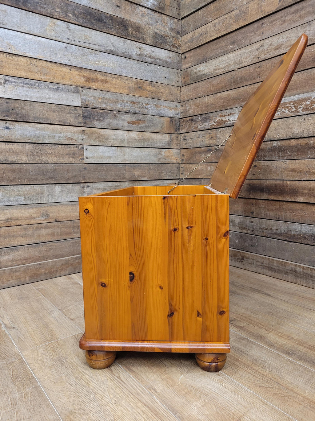 Pine Blanket Box Storage Chest Country Style Panelled Front Bun Feet