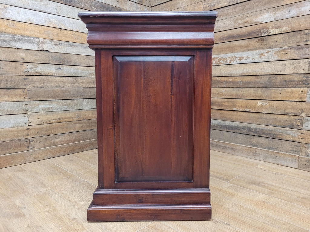 Solid Wood Chest Of Eight Drawers Georgian Style Hidden Storage