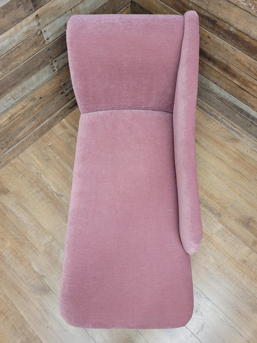 Pink Velvet Chaise Longue Victorian Style Scroll Back Daybed Sofa