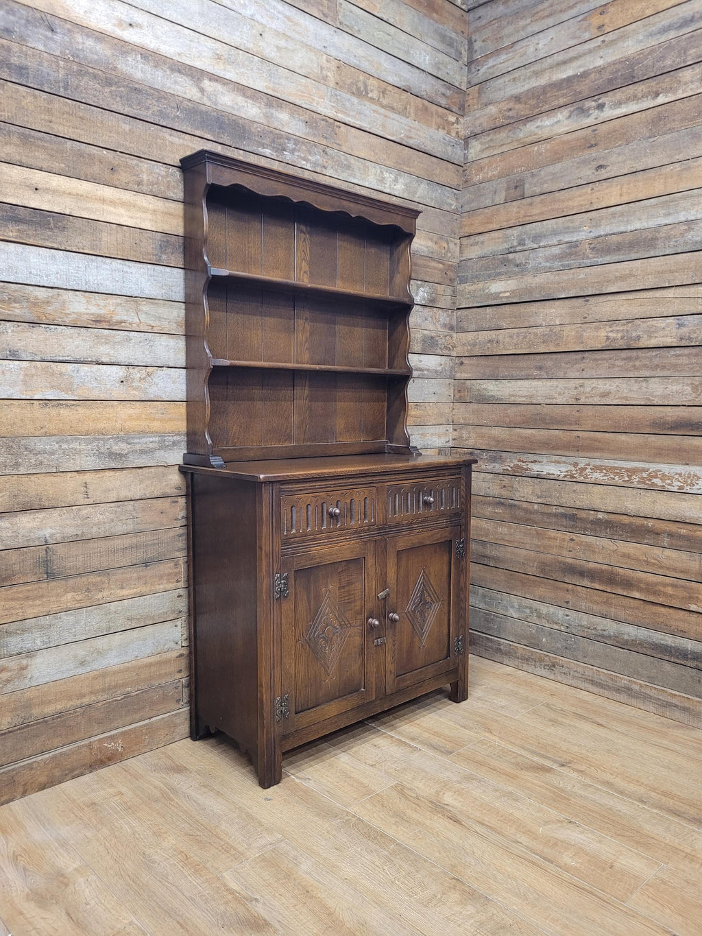 Jaycee Oak Welsh Dresser Vintage Carved Kitchen Display Cabinet Cupboard