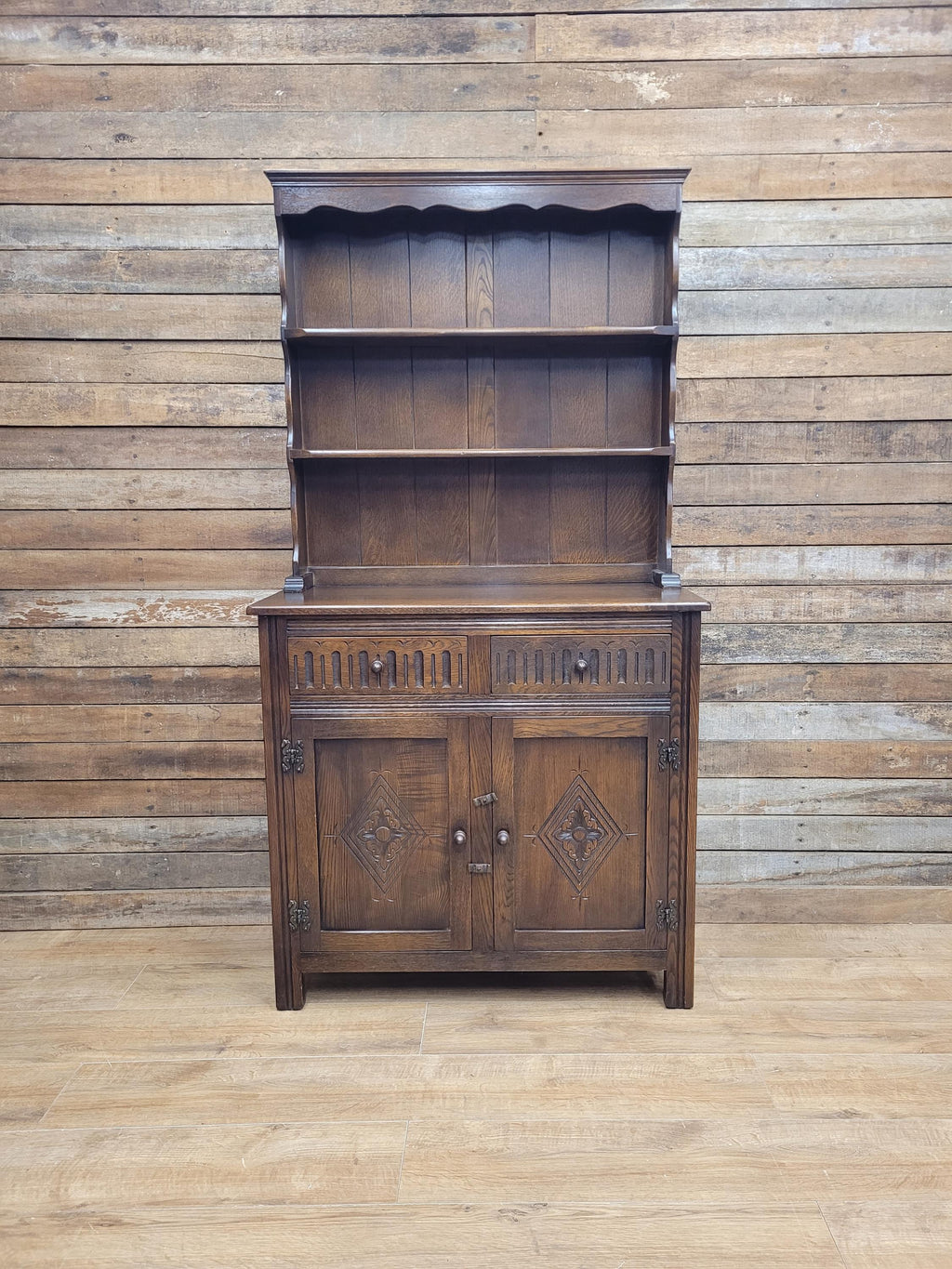 Jaycee Oak Welsh Dresser Vintage Carved Kitchen Display Cabinet Cupboard