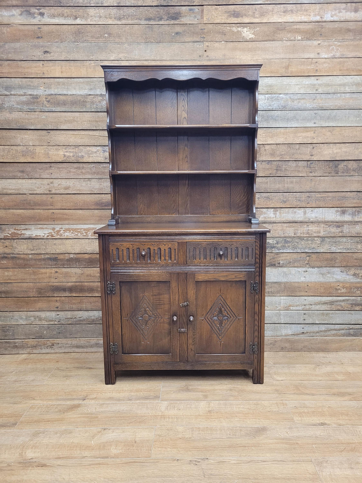Jaycee Oak Welsh Dresser Vintage Carved Kitchen Display Cabinet Cupboard