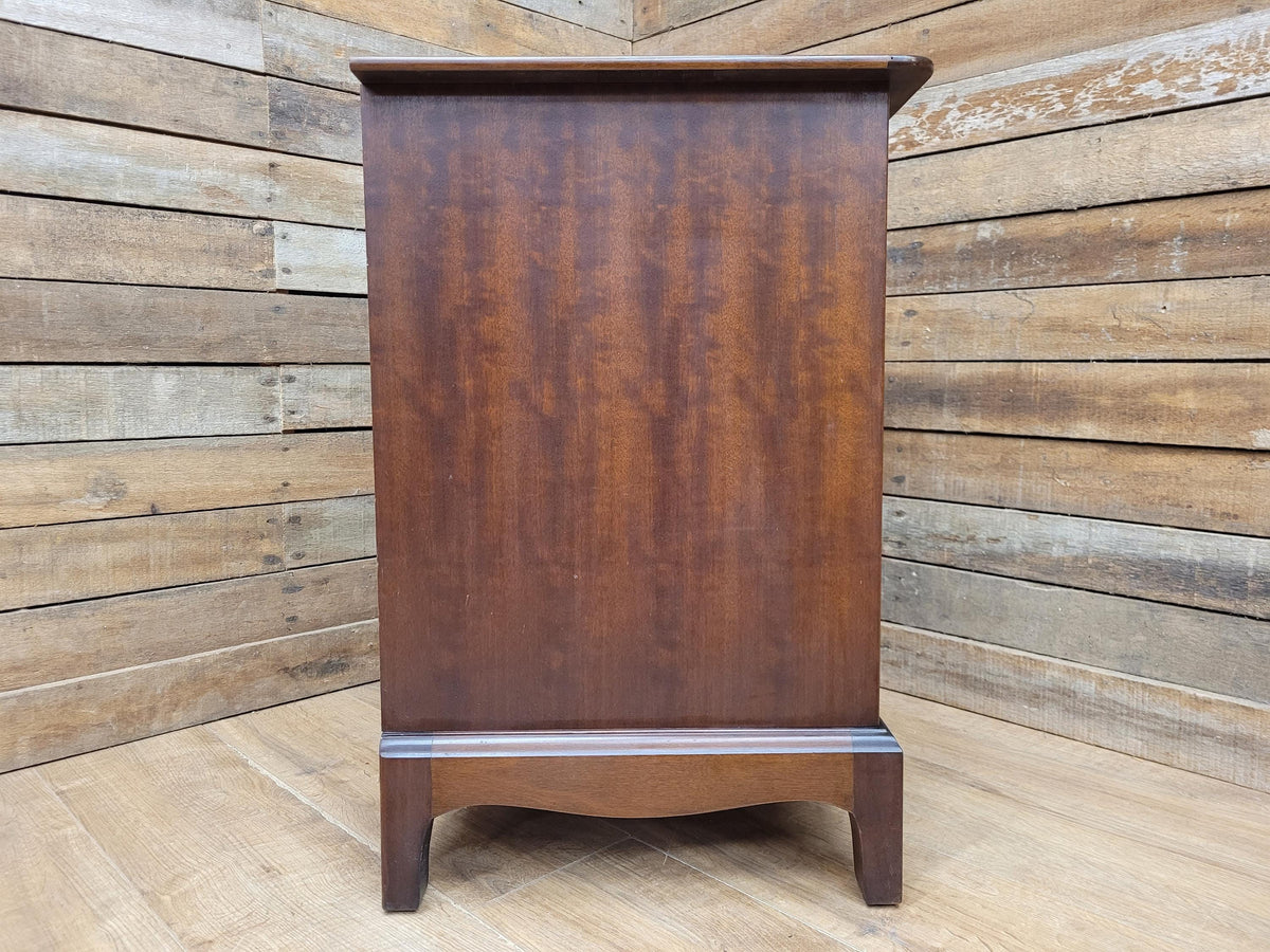 Stag Minstrel Four Drawer Bedside Chest Vintage Mahogany John Sylvia Reid