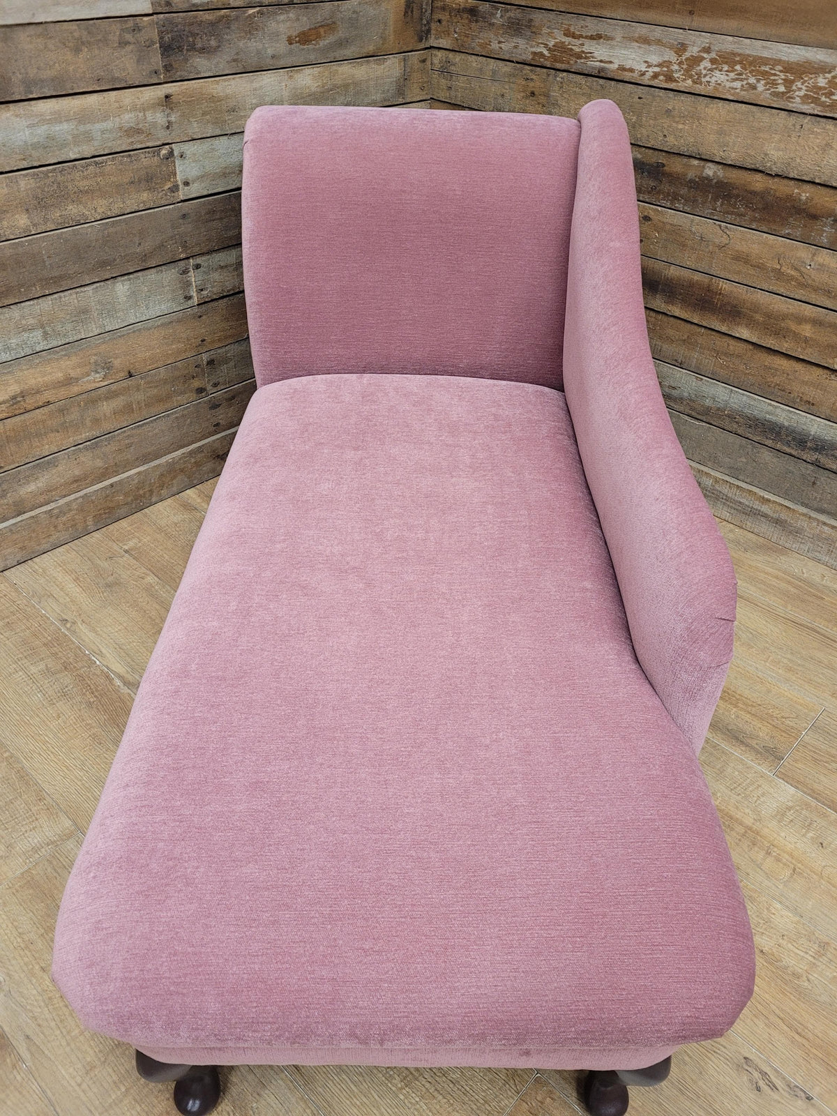 Pink Velvet Chaise Longue Victorian Style Scroll Back Daybed Sofa
